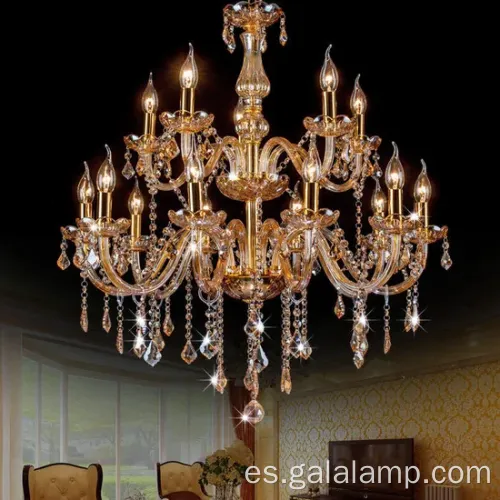 Araña de cristal transparente elegante